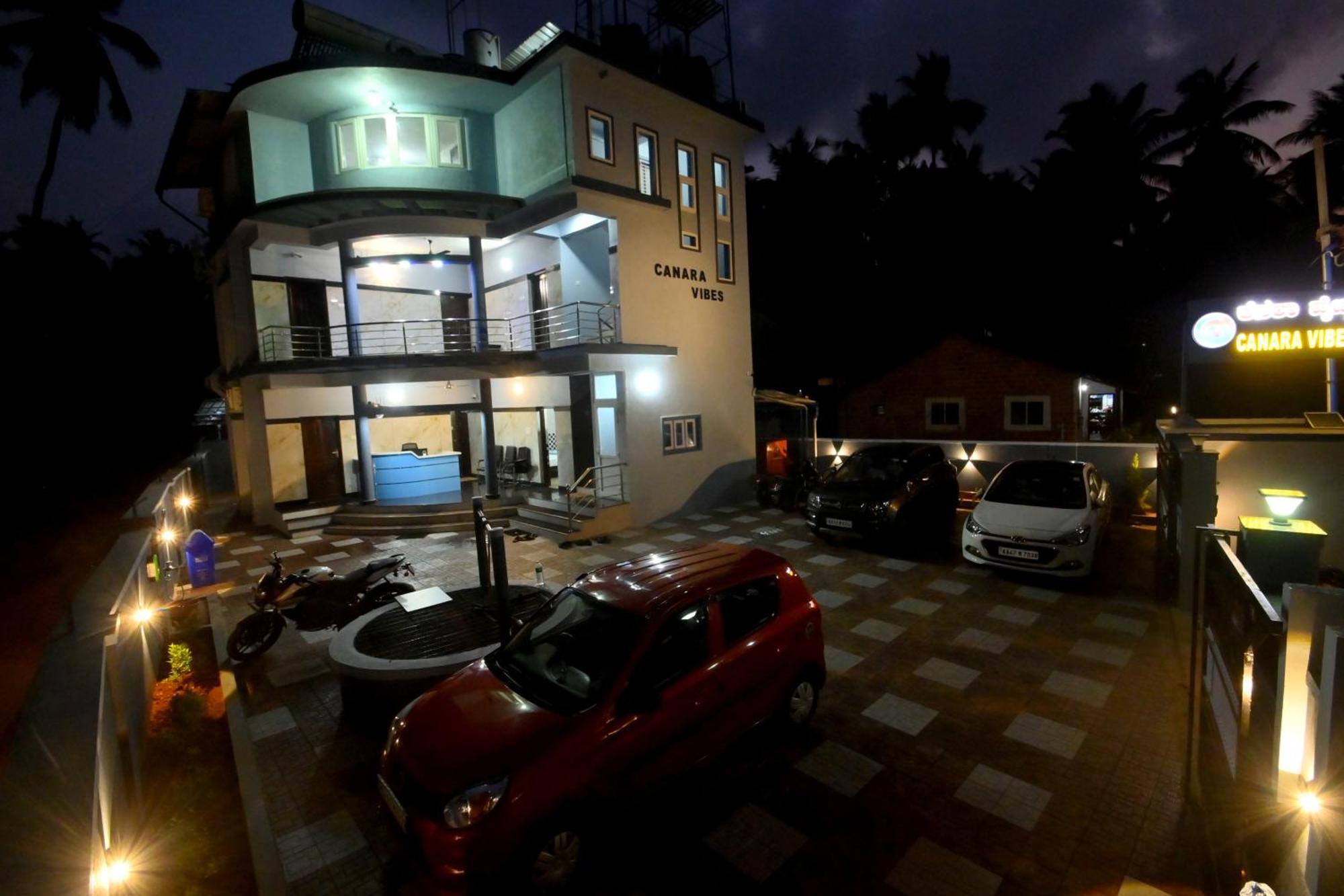 Canara Vibes Mavalli Exterior photo