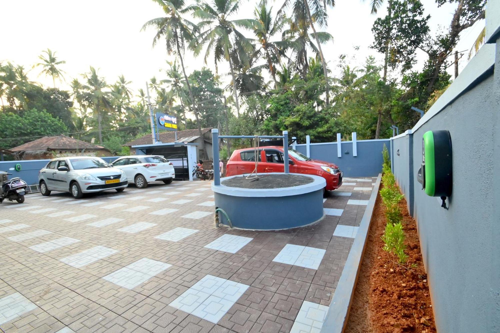 Canara Vibes Mavalli Exterior photo