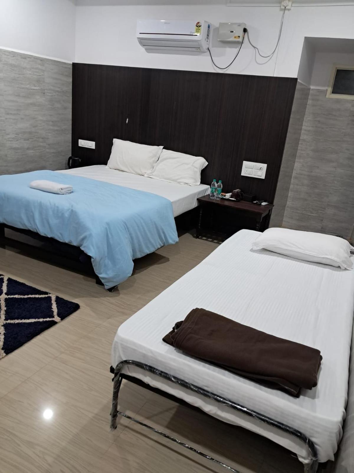 Canara Vibes Mavalli Exterior photo